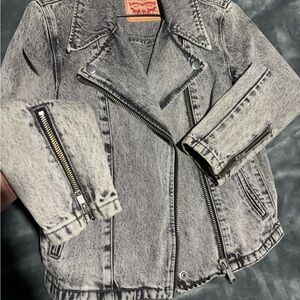 Women's Gray Denim Jacket